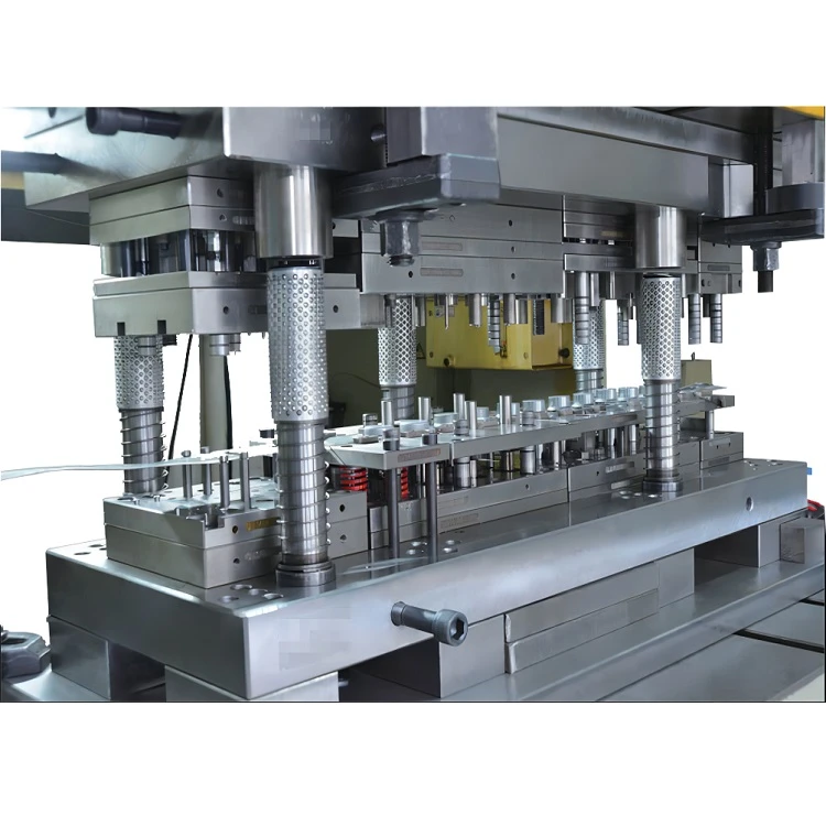 Phần cứng nhà bếp và phòng tắm Progressive Die